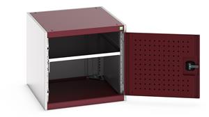 40027098.** Bott Cubio cabinet with overall dimensions of 650mm wide x 750mm deep x 600mm high Cabinet consists of 1 x 500mm door and 1 shelf adjustable to 25mm pitch  Internal dimensions of 635mm wide and 690mm deep...
